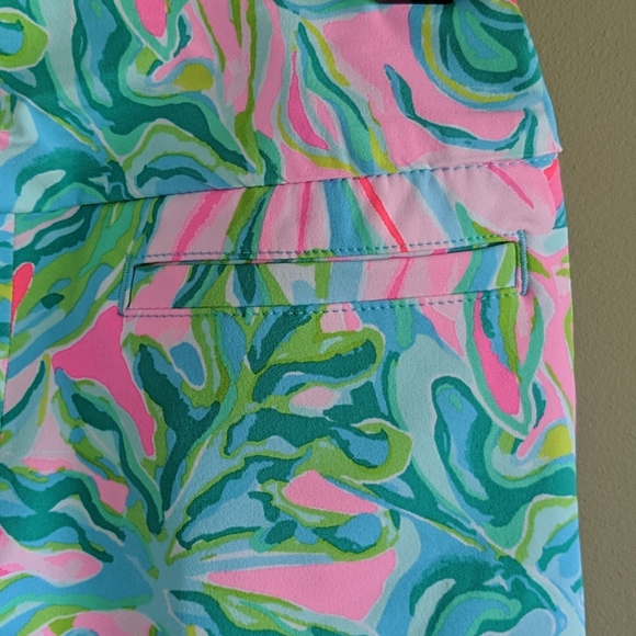 NWT Lilly Pulitzer One in a Melon Golf Short - Picture 4 of 5
